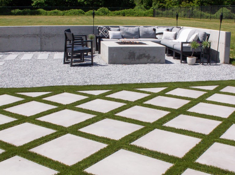 Taryn Whiteaker Designs PaverTurf backyard project